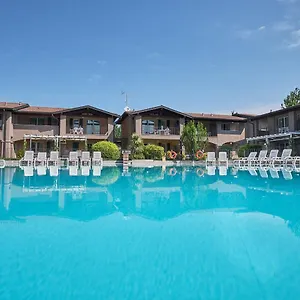 3* מלון דירות Villaggio Turistico Lugana Marina